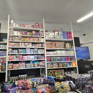 Pokemon: Scarlet & Violet - Shrouded Fable - Elite Trainer Box 151 pokemon