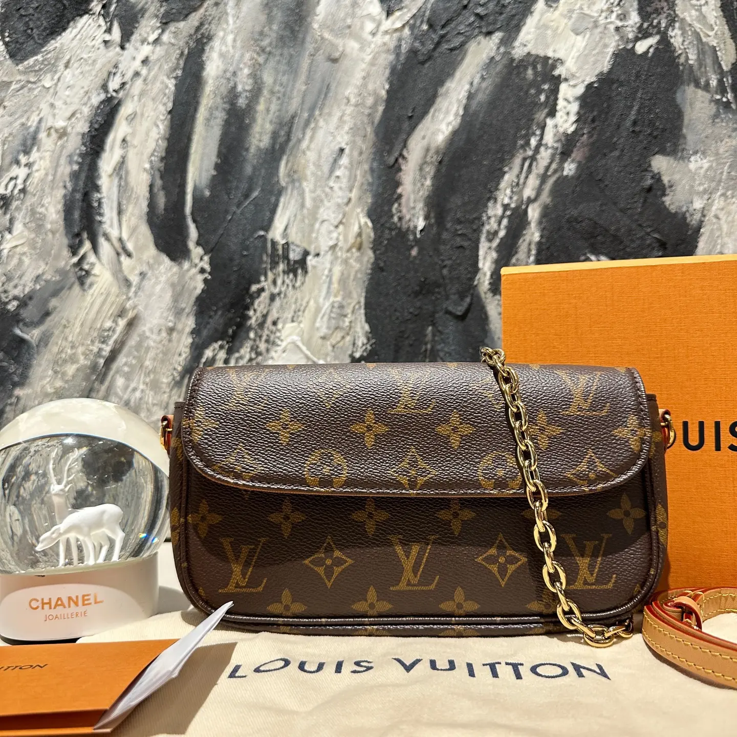 Pre-owned Louis Vuitton ivy