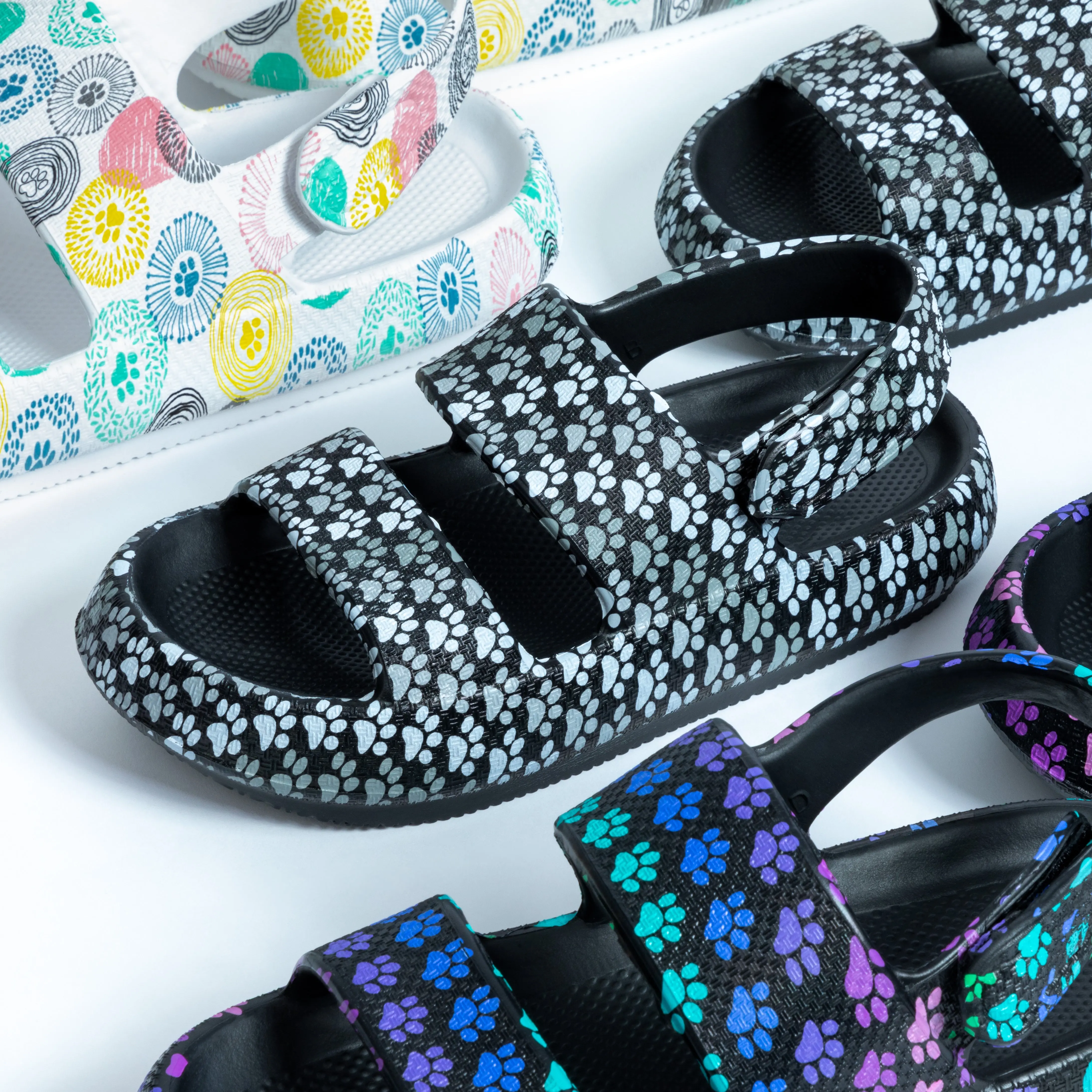 Women's Paw Print Slingback Sandals - Animal Print Open Toe Style with Decorative Paws, Ethylene Vinyl Acetate Cloud Flip-Flops, Open Toe Sandal, Cloud Flip-Flops Women's Sandals