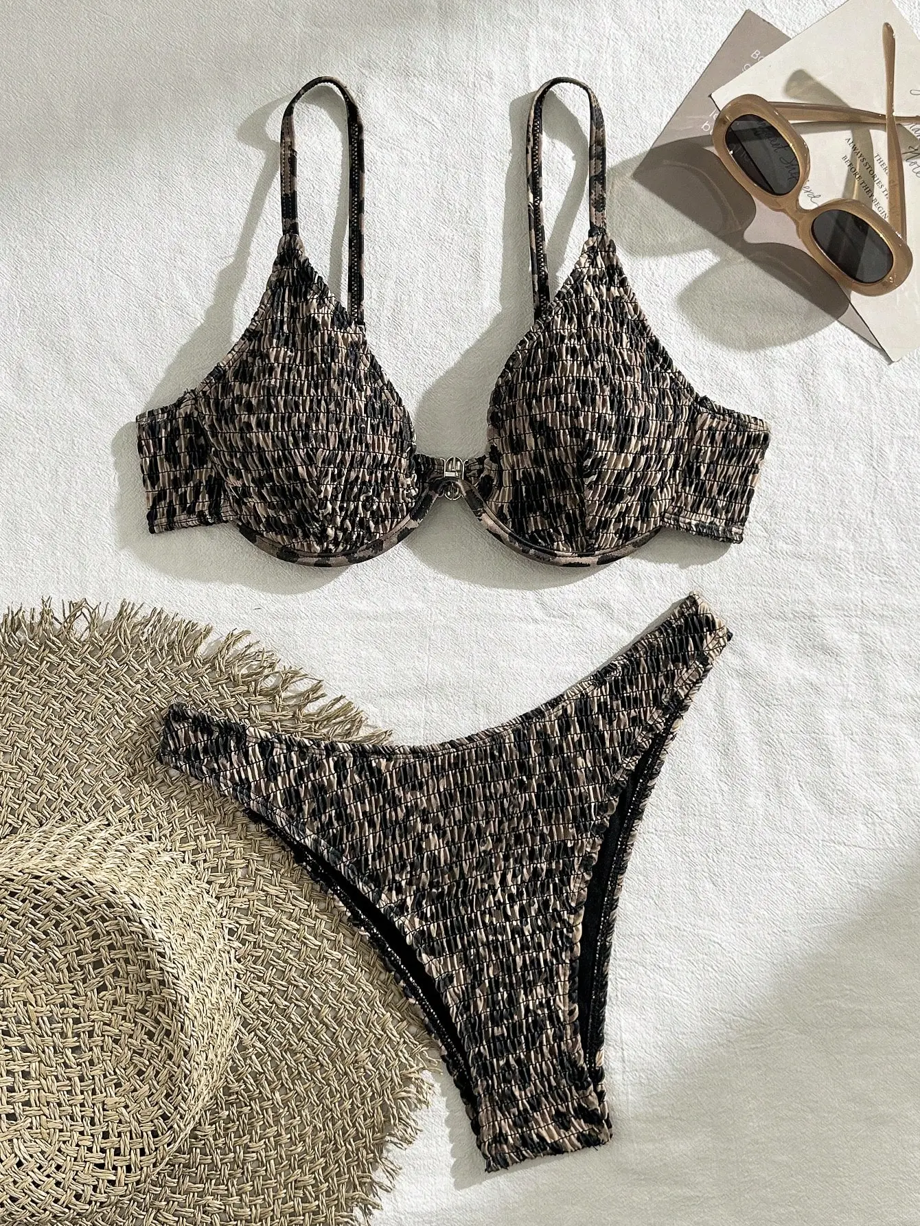 AURORA Women's Bikini Set Random Print With Underwire Non-PUSH UP Summer Beach Vacation Swimsuit Two Piece Set Padded