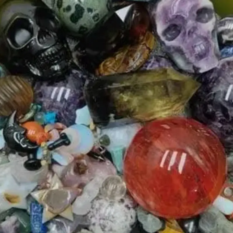 Over 1 pound scoop crystals Over 1 pound scoop crystals