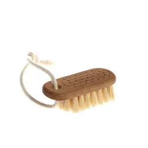 Iris Hantverk Nail Brush
