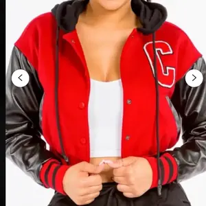 Chicago Baseball Crop Jacket With HOODIES Fashion Fit Piece
