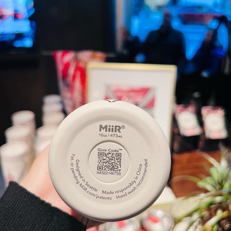 Starbucks New York Empire State Building store Exclusive LE 16oz tumbler