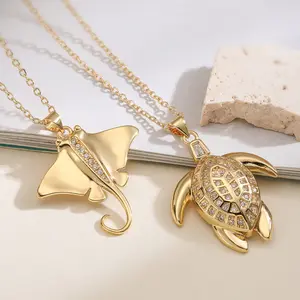 Niche Light Luxury Women's Clavicle Chain — Instagram-Style Gold-Plated Copper Necklace with Zircon-Inlaid Sea Turtle Pendant