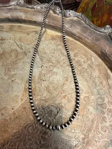 20" graduated stainless steel beaded necklace