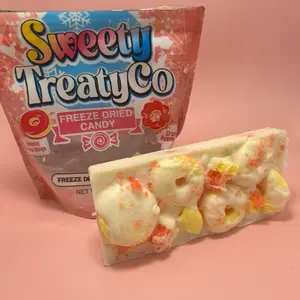 Easter candy peaches n cream bar- Bonbon