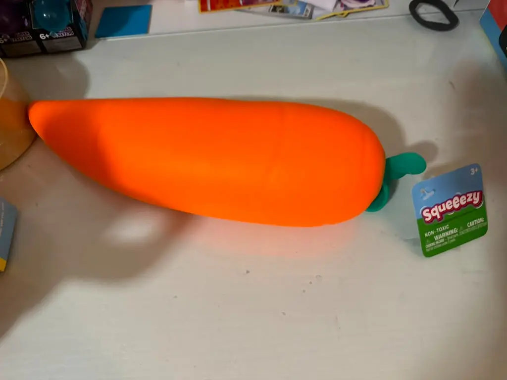 jumbo squishy carrot - squishy - stress relief toys