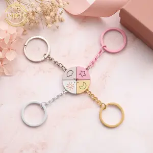 Colorful Magnetic Keychain 4-Piece Set Sun Moon Star Cloud Puzzle Matching Friendship Family Couple Keyring Trendy Gift