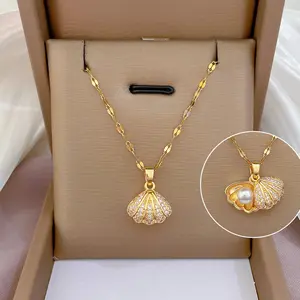 Opening Seashell Pearl Pendant Necklace - 18K Gold Plated Mermaidcore Jewelry
