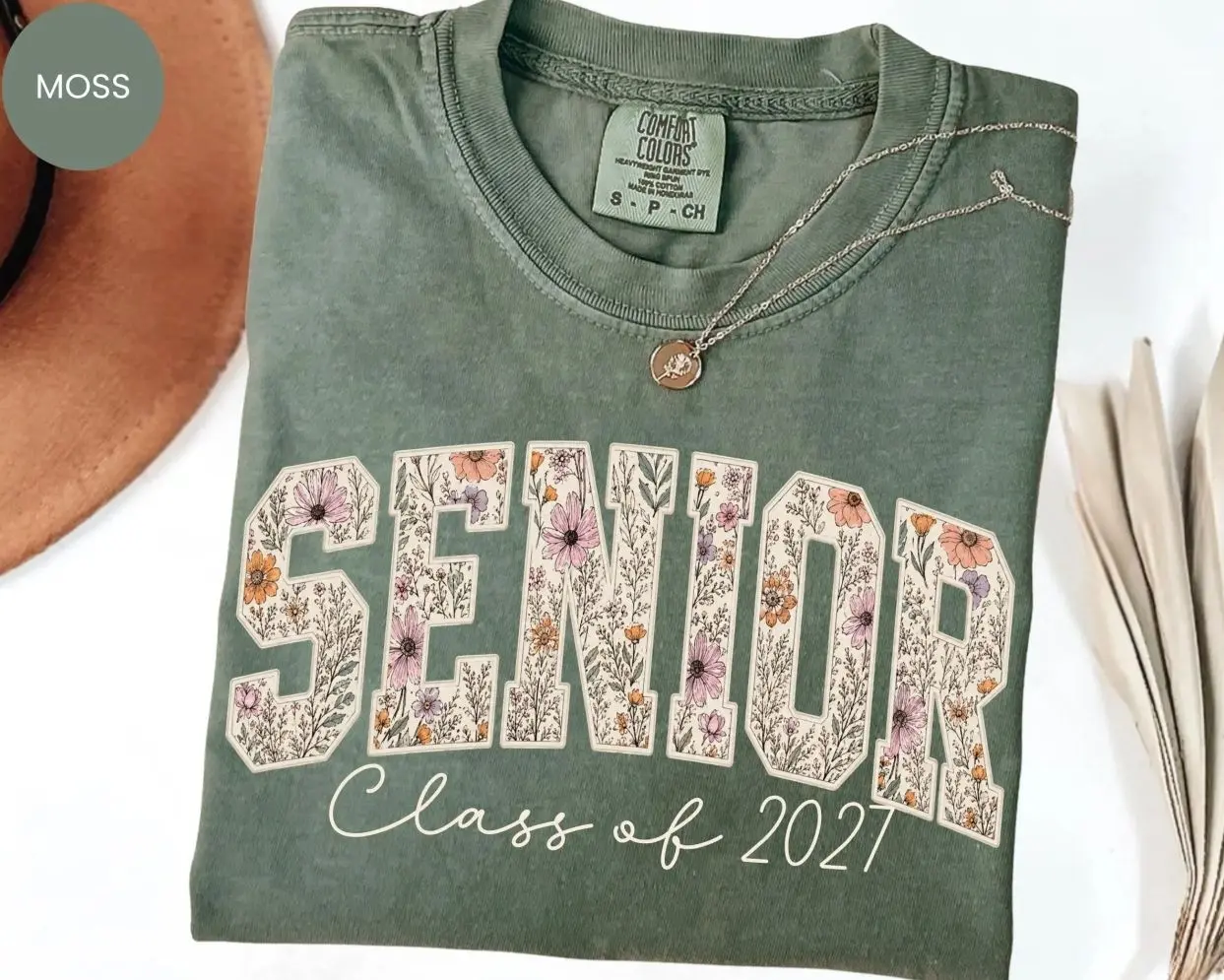 Comfort Colors Floral Senior 2027 T-Shirt, Class Of 2027 High School Graduation Gift, Senior Year High School Apparel, Cute Wildflower Grad Tee, Back To School Outfit, Senior Night Top, Graduation Party T-Shirt For Women & Teen Girls