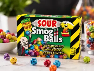 TOXIC WASTE SOUR SMOG BALLS 3.5 OZ THEATER BOX