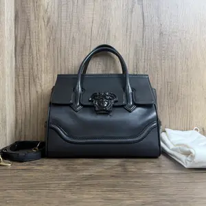 Pre-owned VERSACE Leather Shoulder Bags 7.8'' R2269 Shoulder Bag C18374837051 0607 T3 Mia