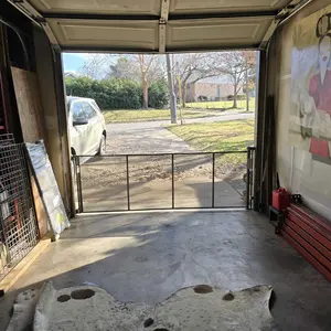 Retractable Baby Gate,Mesh Baby Gate or Mesh Dog Gate,33" Tall,Extends up to 55"/71"/118"/168"/197" Wide,Child Safety Gate for Doorways, Stairs, Hallways, Indoor/Outdoor（Black/grey/white）