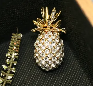 Rhinestone Pineapple Brooch Gold Tone Metal and Clear Rhinestones Pin