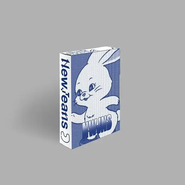 NewJeans – New Jeans [Weverse Album Ver] | 1st EP Smart QR Weverse Version | Official K-Pop Album with Outbox, Photocard Set & Lyrics Booklet | Attention / Hype Boy / Cookie / Hurt
