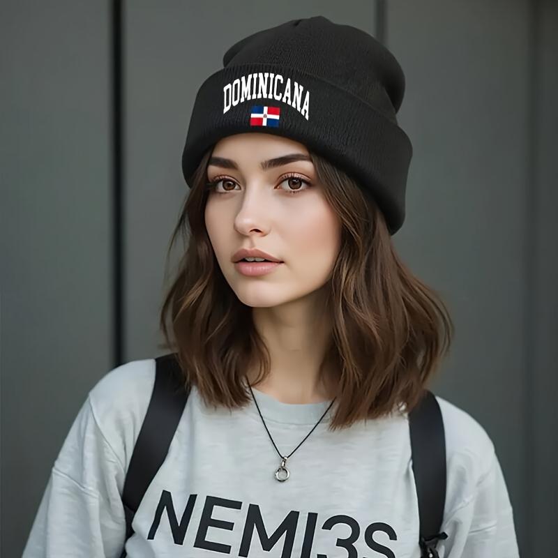 S&H Dominican Republic Dominicana Cheongsam Hat - Unisex Adult and Youth Winter Warm Hat, with Letter and Flag Design, Machine Washable, Comfortable Casual and Cultural Pride Accessory, Suitable for Men and Women, Ideal Gift for Dominican Culture Enthusia