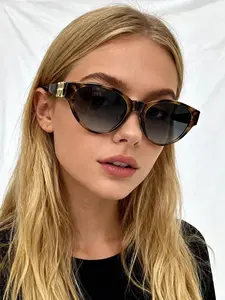 1 pair of high-end TR90 silicone nose pad cat sunglasses, high-quality women's outdoor visor sunglasses, suitable for shopping and holiday wear