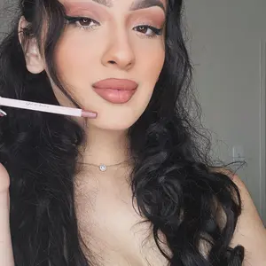 Gui Cosmetics Laguna Lip Liner - Smooth and Precise Lip Stencil for Flawless Application