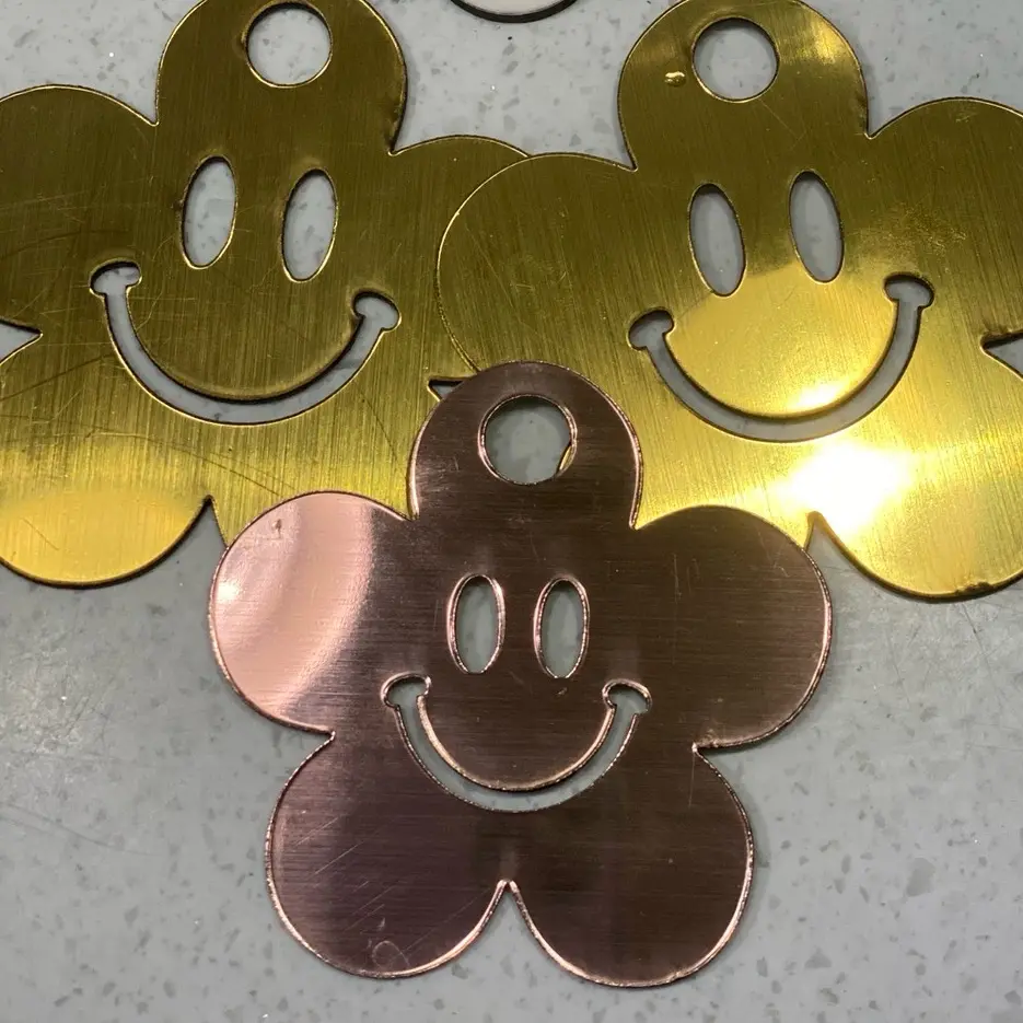 Daisy acrylic drink topper