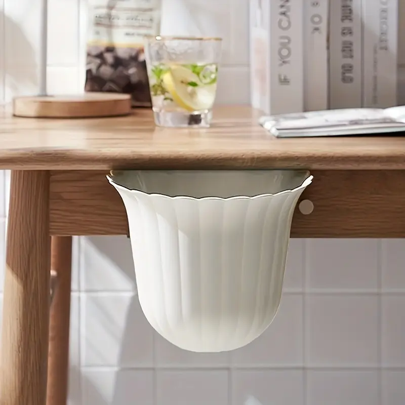 Kitchen and household wall mounted trash cans, Garbage Can, flower shaped kitchen waste countertops, trash cans, cabinet doors, easy to hang without bending over
