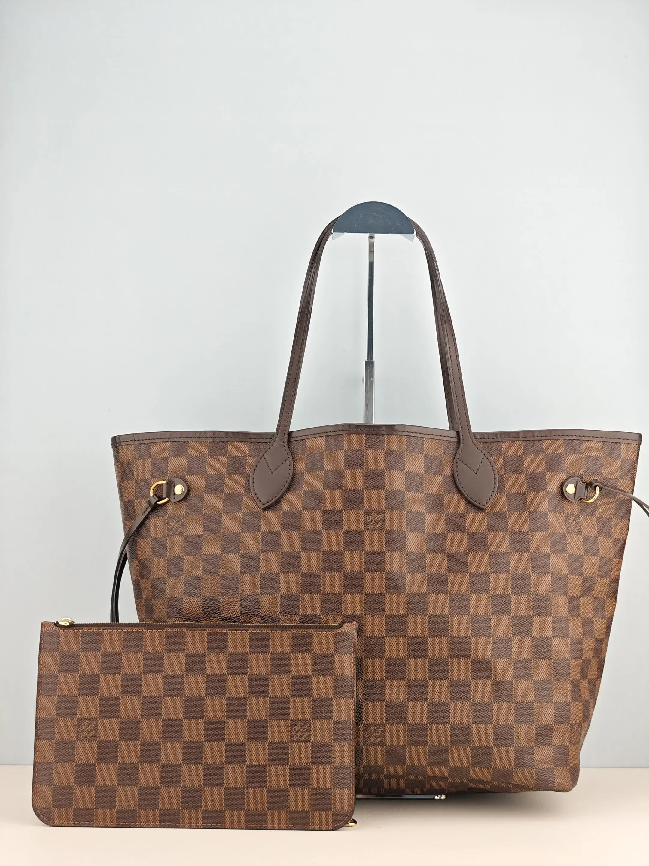 Pre-owned Damier Ebene coated canvas Shoulder Bags Louis Vuitton Neverfull MM Damier Ebene Shoulder Bag With matching pouch【FL0197】