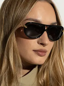 New Vintage Oval Fashion Glasses, High-Quality Metal Frame, Unisex Daily Wear, Perfect for Photography & Decoration