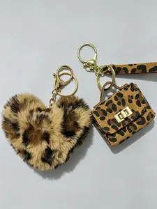 Leopard Print Heart Pendant and Small Bag Charm, Perfect Gift Choice, Unique Fashion Accessory, Suitable for All Seasons, Bag Charm Keychain