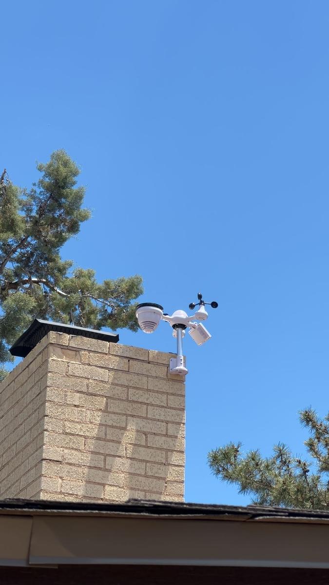 Item: Solar Charging, WiFi