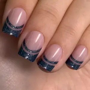 Enigmatic Purple Arc Press-On Nails | CurvLife Nail | 24pcs Medium Oval Fake Nails | Glossy Finish with Subtle Glow & Purple Lines | Easy to Apply, Comfortable & Long-lasting | Great for Concerts, Magic Shows, Costume Parties & Mystical Soirees