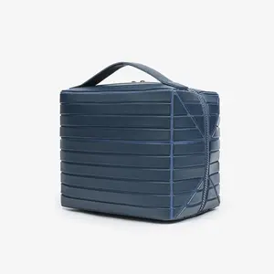 Travel Large Capacity Skincare Makeup Bag Stred 3D Foldable Storage Bag with Convenient Handle for Business and Leisure Trs
