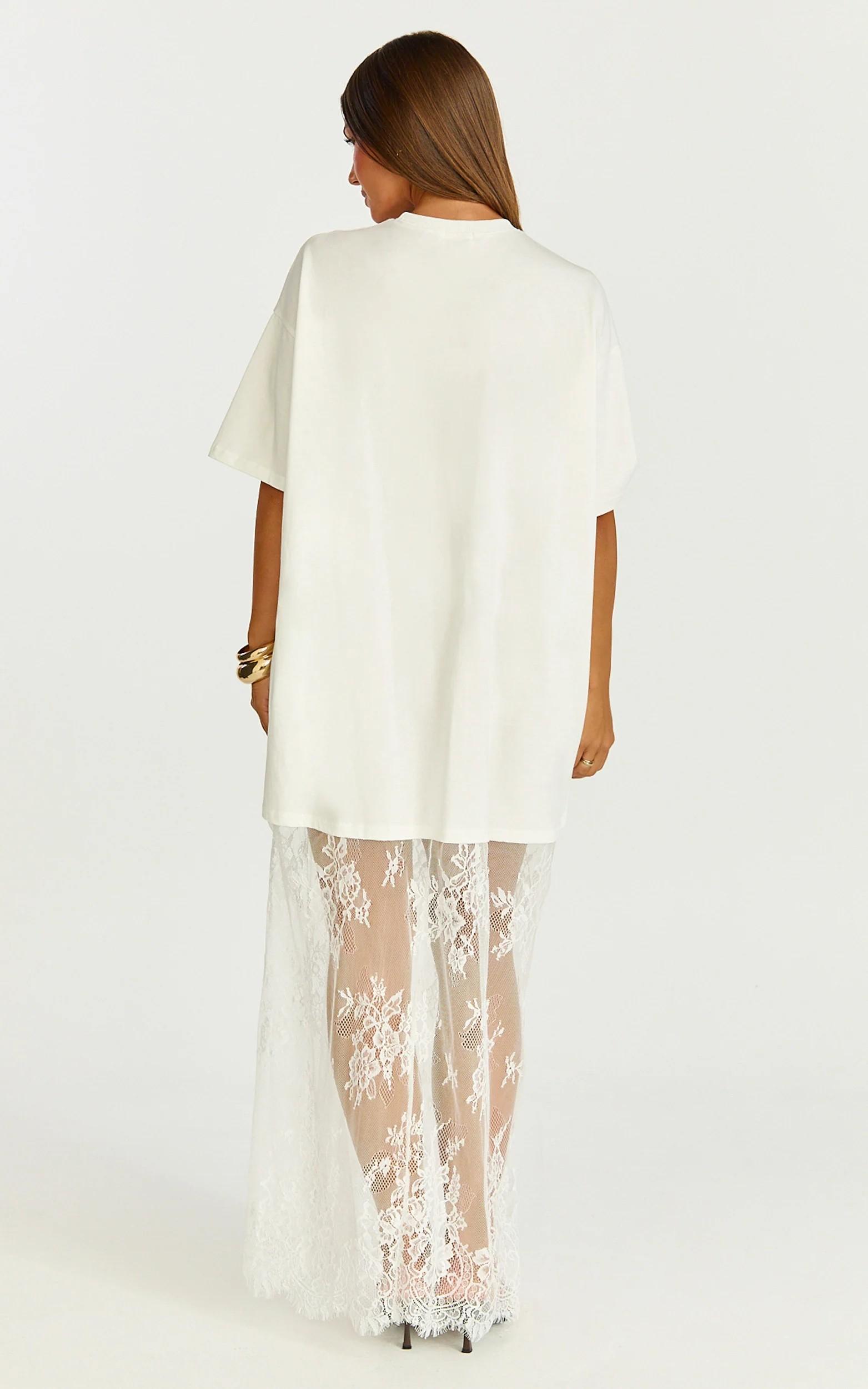 Mntaor Women's Oversized T-Shirt Maxi Dress with Sheer Lace Hem Drop Shoulder Short Sleeve Perfect for Street Style Mntaor Women's Oversized T-Shirt Maxi Dress with Sheer Lace Hem Drop Shoulder Short Sleeve Perfect for Street Style