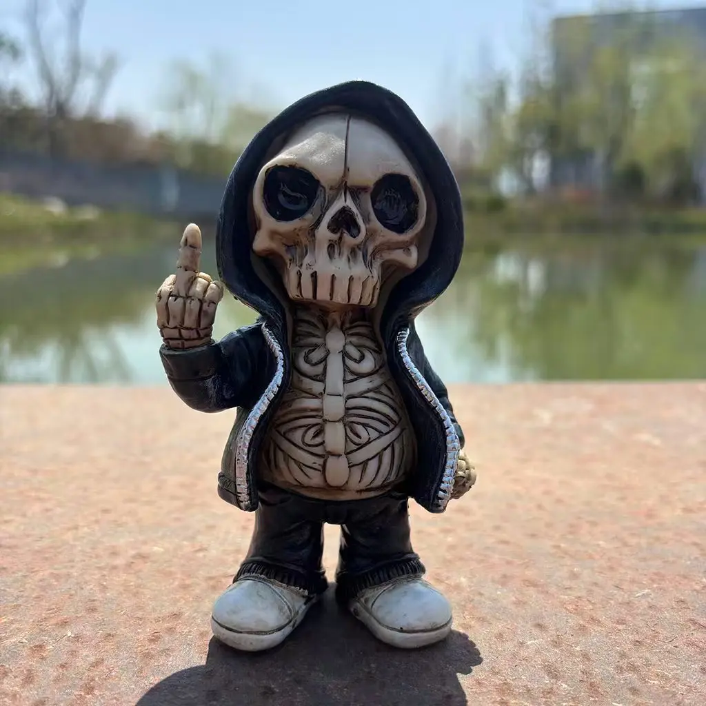 1 Middle 3D Finger Skull Ornament - Designed With Resin Crafts, Suitable For Halloween Decorations, Home Ornaments, And Exquisite Halloween Gifts For Friends