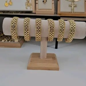 (155)14K Gold Plated 7.5-Inch Bracelet for Men & Women Classic Design 15.5 & 12.0 Width Versatile Jewelry Accessory