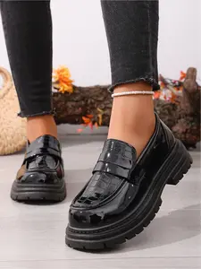 Wide Width Croc Embossed Loafers for Women, Chunky Platform Slip-On Shoes, Extended Size Round Toe Dress Shoes