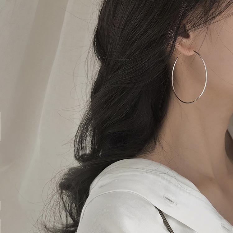 925 Sterling Silver Large Hoop Earrings, Minimalist Thin Wire Silver Hoops, Hypoallergenic Earrings for Women, Classic Big Circle Earrings,Aesthetic Statement Hoops, Tarnish-Resistant, Suitable for Sensitive Ears, Perfect for Casual, Party,