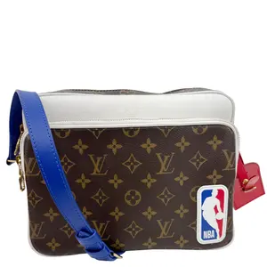 Pre-owned Louis Vuitton Canvas Messenger Bags x NBA Monogram Nil Monogram Messenger Bag Brown
