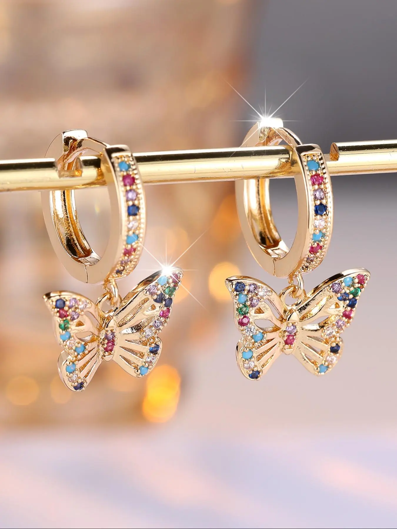 Butterfly Design Hoop Earrings, Fashionable Jewelry for Women & Girls, Accessories for Women, Fashion Chic Accessories, Trendy All-match & Exquisite Jewelry for Birthday Gift, Earrings Hoops