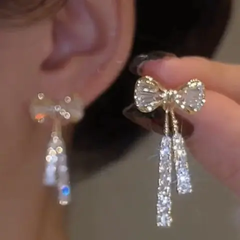 Elegant Bow Crystal Pendant Fashion Dangle Earrings Set, Luxurious Sparkling Zirconia and Long Fringe, Perfect Jewelry Gift, 2 Pieces