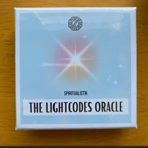 The Lightcodes Oracle by Spiritualistik