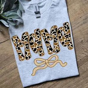 Cute Camo Mama bow graphic tee shirt mama momlife motherhood trendy