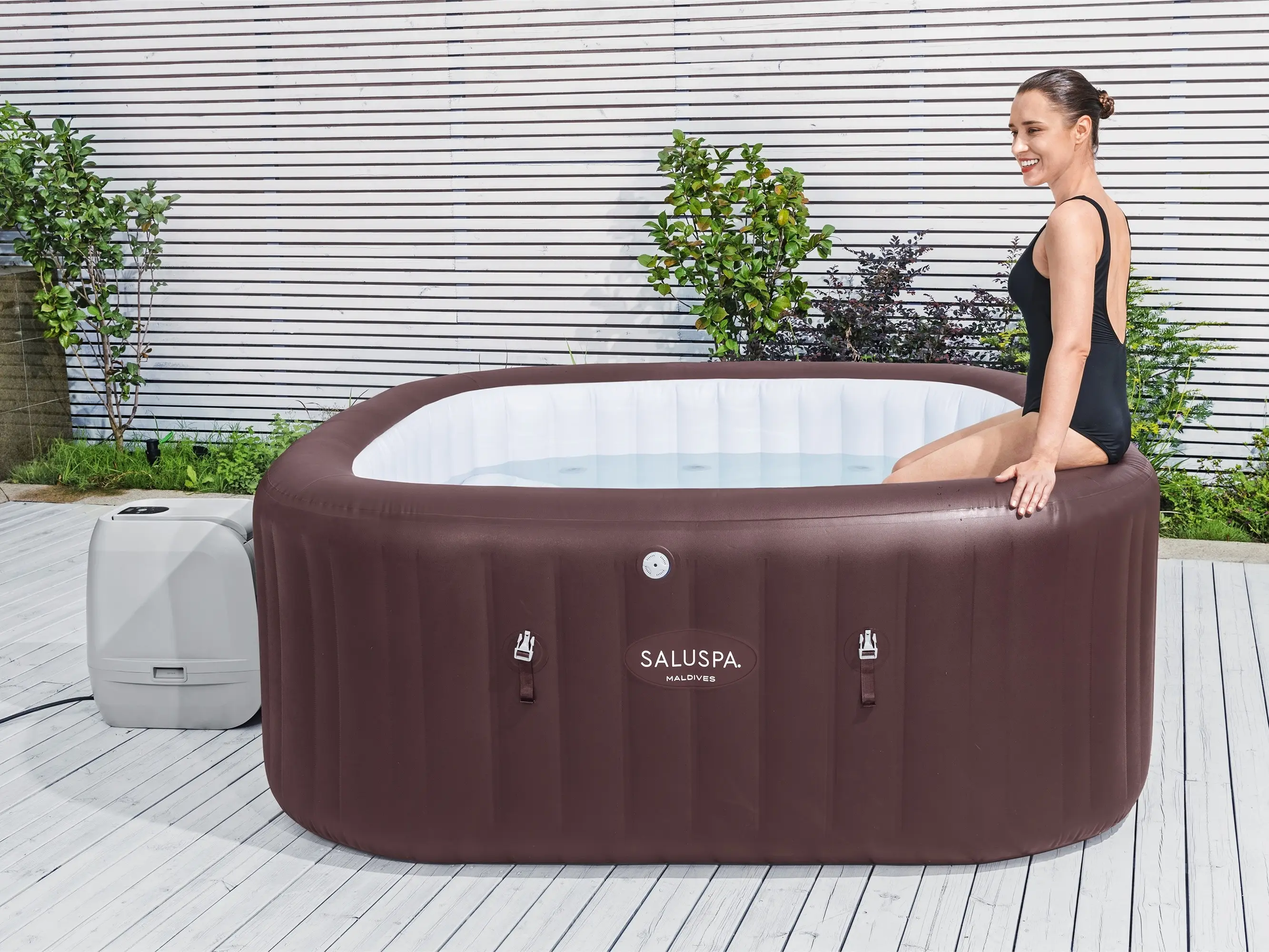 Saluspa Maldives Inflatable Hot Tub Saluspa Maldives Inflatable Hot Tub