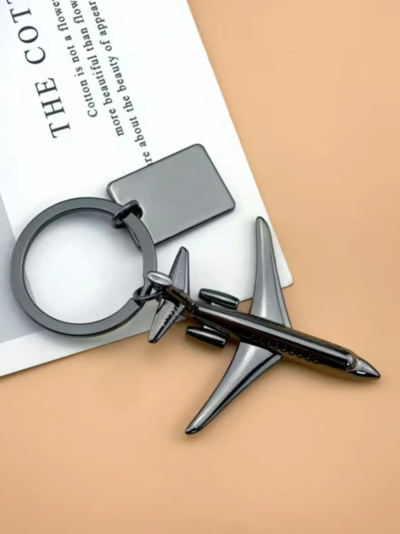 Creative Zinc Alloy Airplane Model Keychain, Aesthetic Keychain, Festival Gift for Friends, DIY Valentine's Day Present, Birthday Souvenir, Backpack Charm, Keyrings
