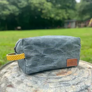 Hickory Striped Pouch