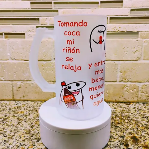 tomando coca mi riñon se relaja frosted glass mug