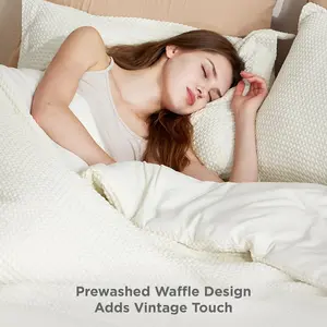 Bedsure Waffle Comforter Set , Soft and Breathable Coconut White Bedding Comforter Set, 3 Pieces, 1 Waffle Weave Comforter and 2 Pillow Shams