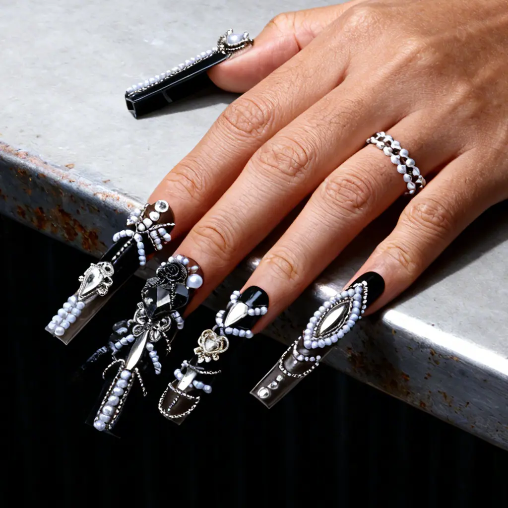 Gothic Black Rose Pearl Crystal Nails Dark Luxury Fake Nails Long Square Press On Nails 10PCS