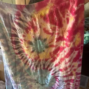Handmade Ying Yang Tie Dye Skirt 2XL - Vibrant Colors & Unique Design for Comfortable Wear