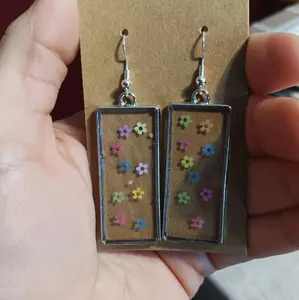 Rectangle Resin Flower Earrings - Simple Rectangle Theme Hook Earrings with Colorful Flower Design
