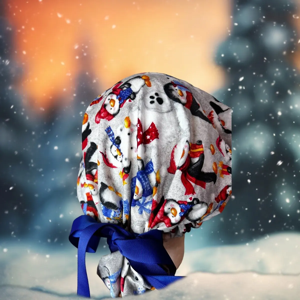 Women's Bouffant Hair Bonnet with Colorful Snowflake Print, Soft 100% Cotton Festive Holiday Accessory for Winter Haircare
